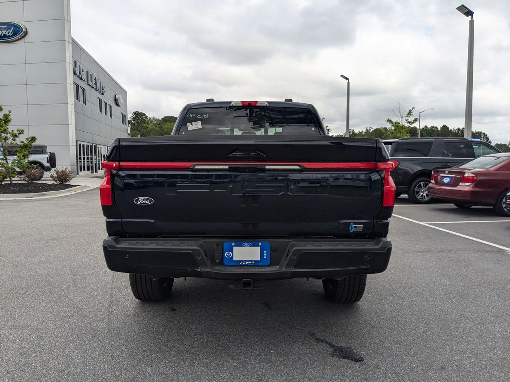 2025 Ford F-150 Lightning Platinum