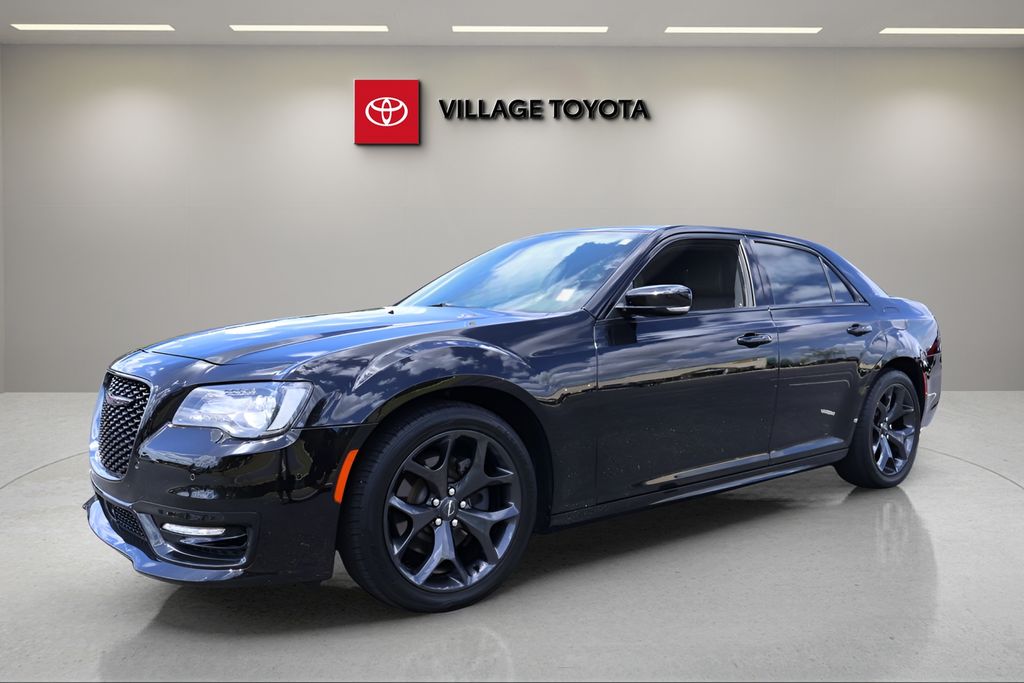 Gloss Black 2021 Chrysler 300 S V8 RWD Sedan Rear-Wheel Drive 8-Speed Automatic