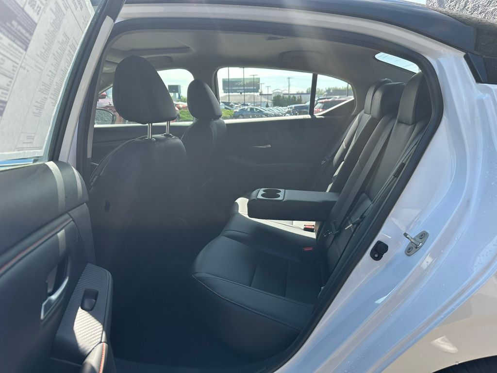 Sentra SR