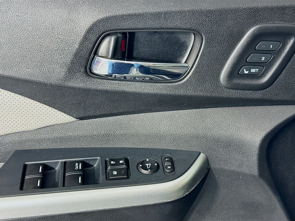 Used Car 2015 Honda Cr-v  Touring For Sale Under $15,000 In Austin, Texas