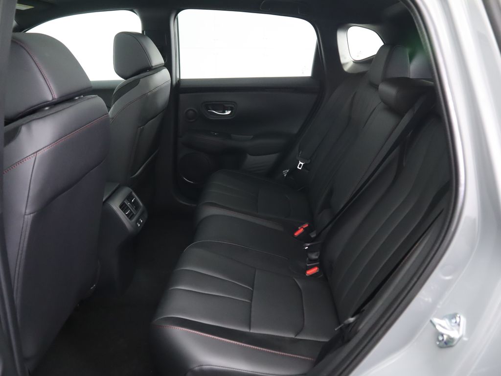 Thumbnail: 2025 Acura ADX - 22