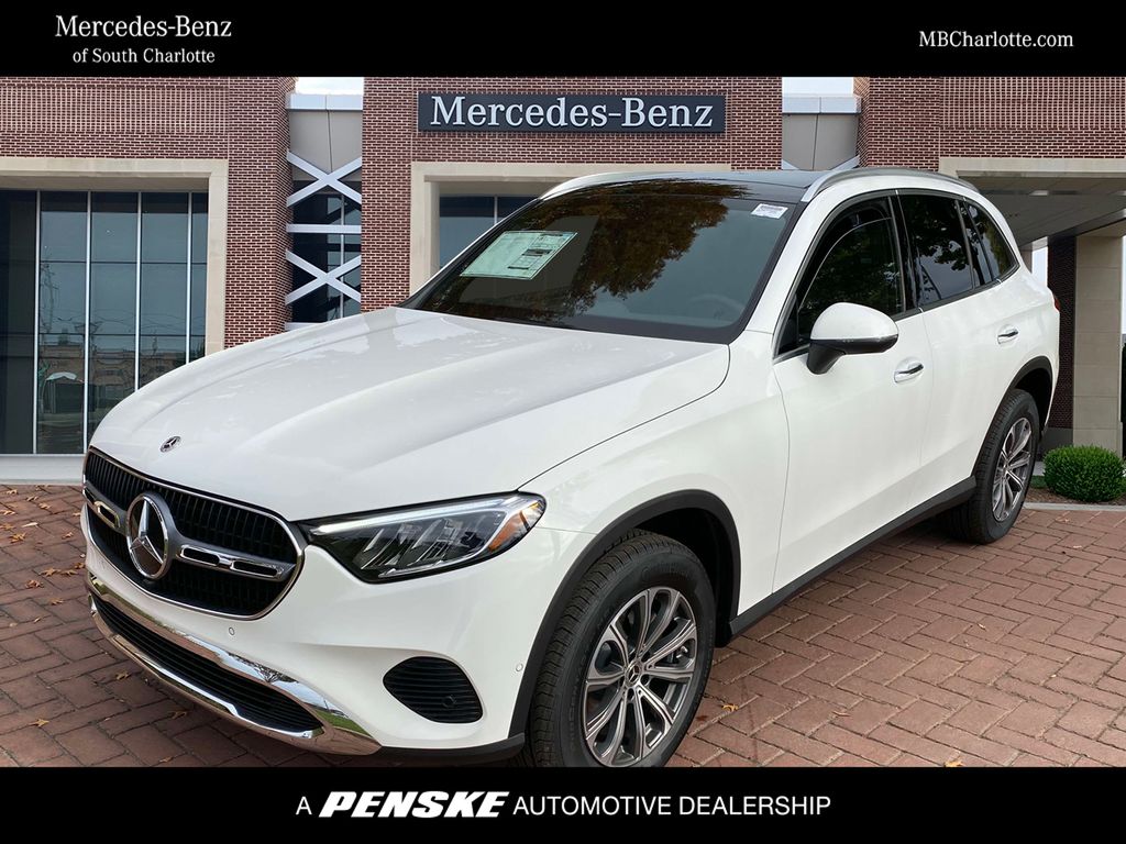 Thumbnail: 2025 Mercedes-Benz GLC - 1