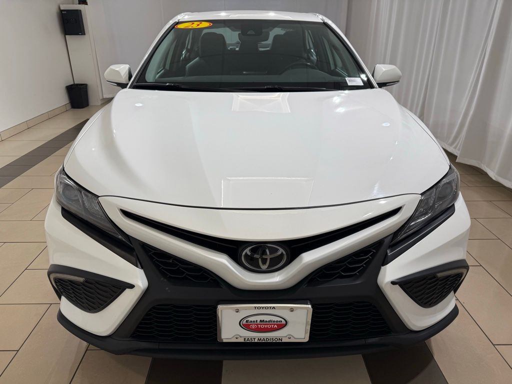 Thumbnail: 2023 Toyota Camry - 8