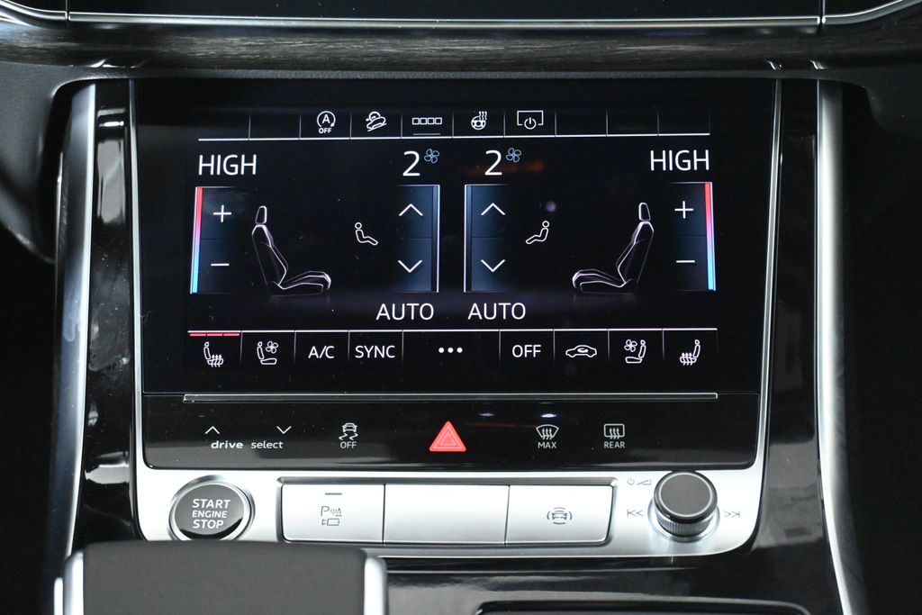 Thumbnail: 2026 Audi Q7 - 18