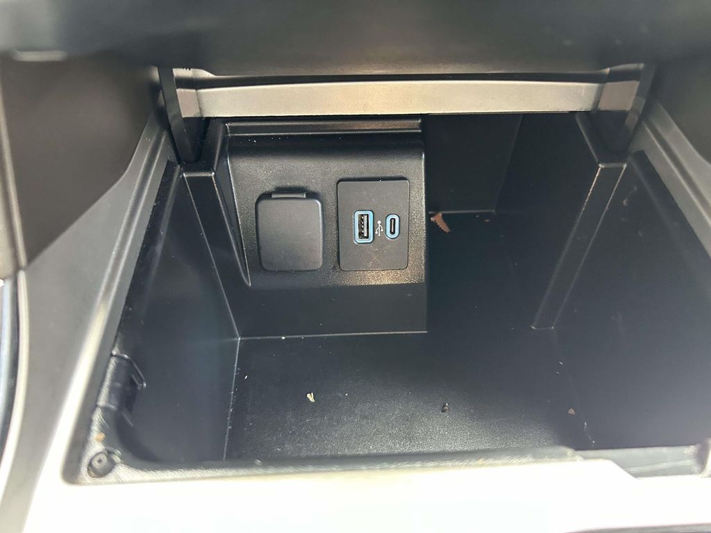 Used 2021 Ford Explorer SUV