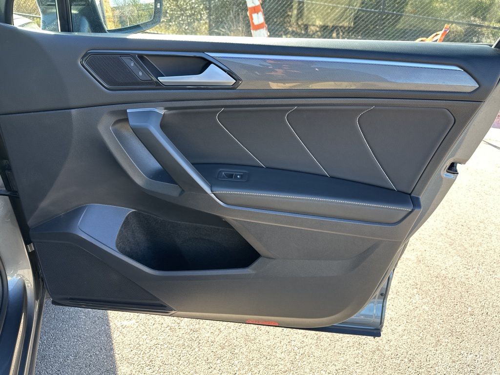 Used Car 2022 Volkswagen Tiguan  2.0t Se R-line Black For Sale Under $30,000 In Austin, Texas