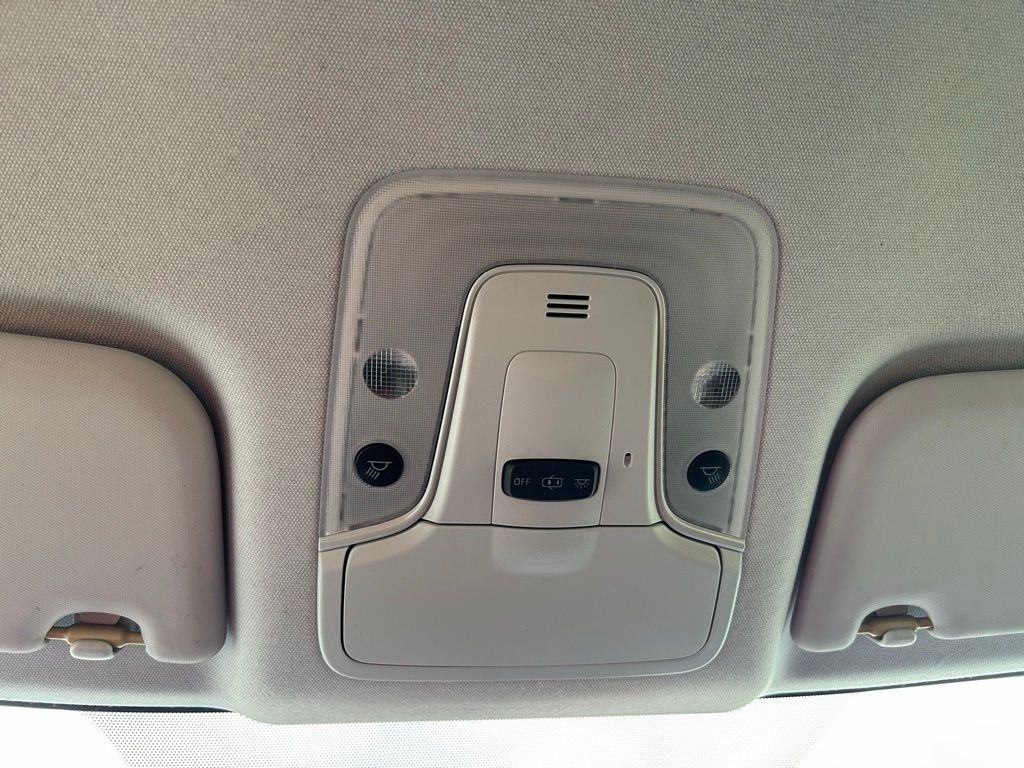 Thumbnail: 2016 Toyota Prius - 27