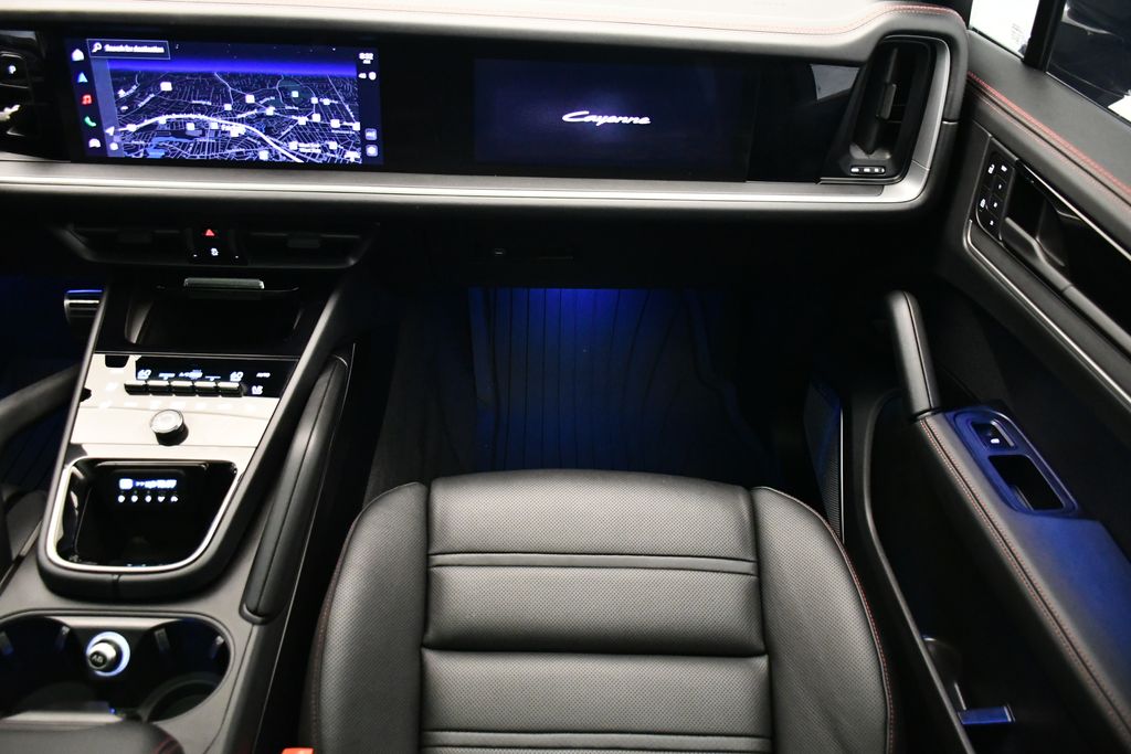 2024 Porsche Cayenne Turbo E-Hybrid 23