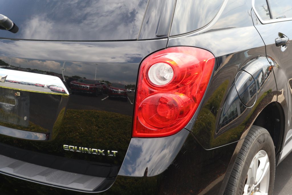 Thumbnail: 2011 Chevrolet Equinox - 9