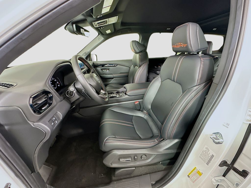 Thumbnail: 2025 Honda Pilot - 15