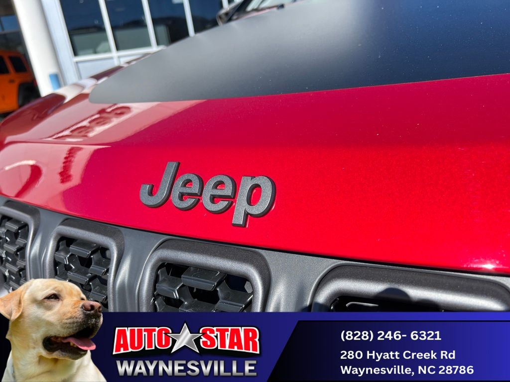 new 2026 Jeep Compass car, priced at $31,990