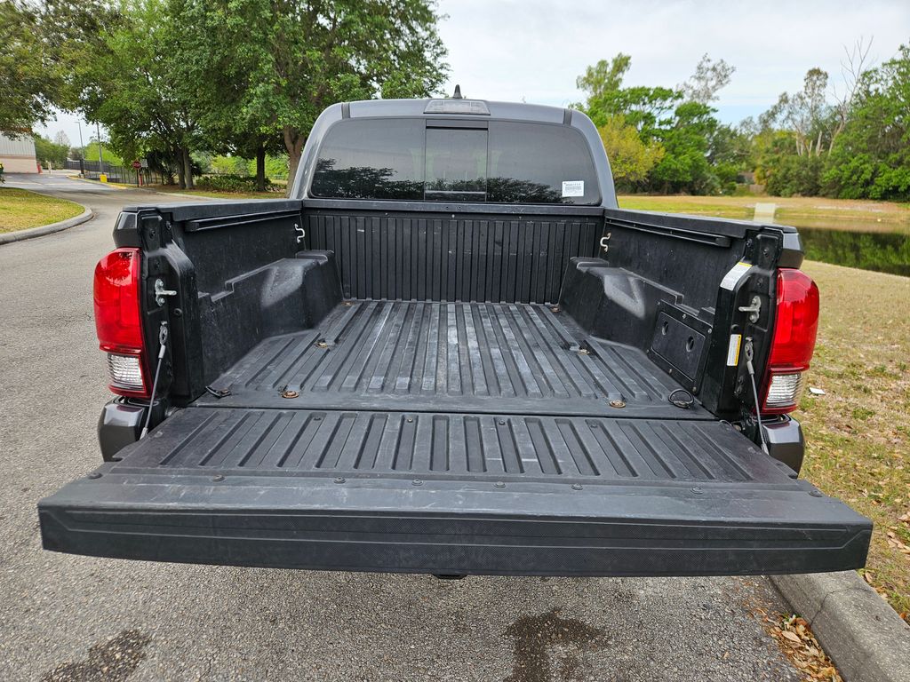 2023 Toyota Tacoma SR5 10