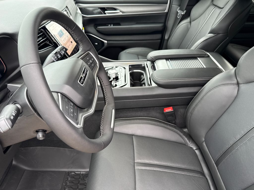 New 2026 Jeep Grand Wagoneer SUV