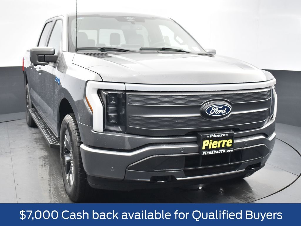 View vehicle photo 6