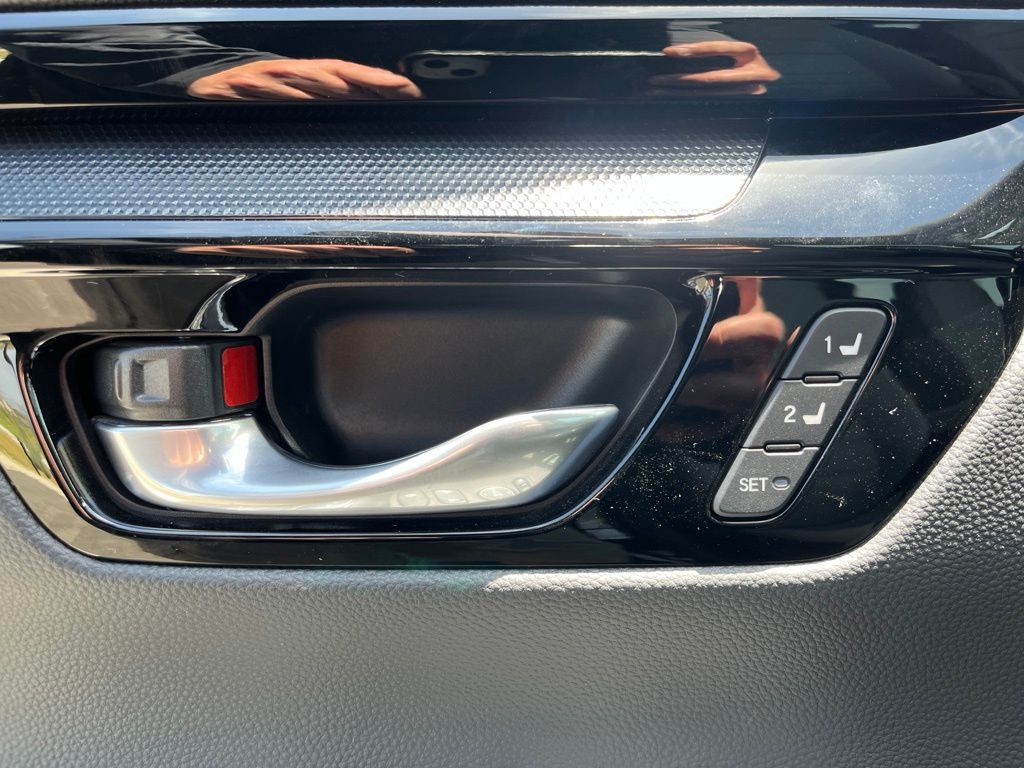 Thumbnail: 2023 Honda CR-V - 11