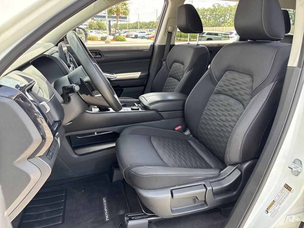 Used 2023 Nissan Pathfinder SUV