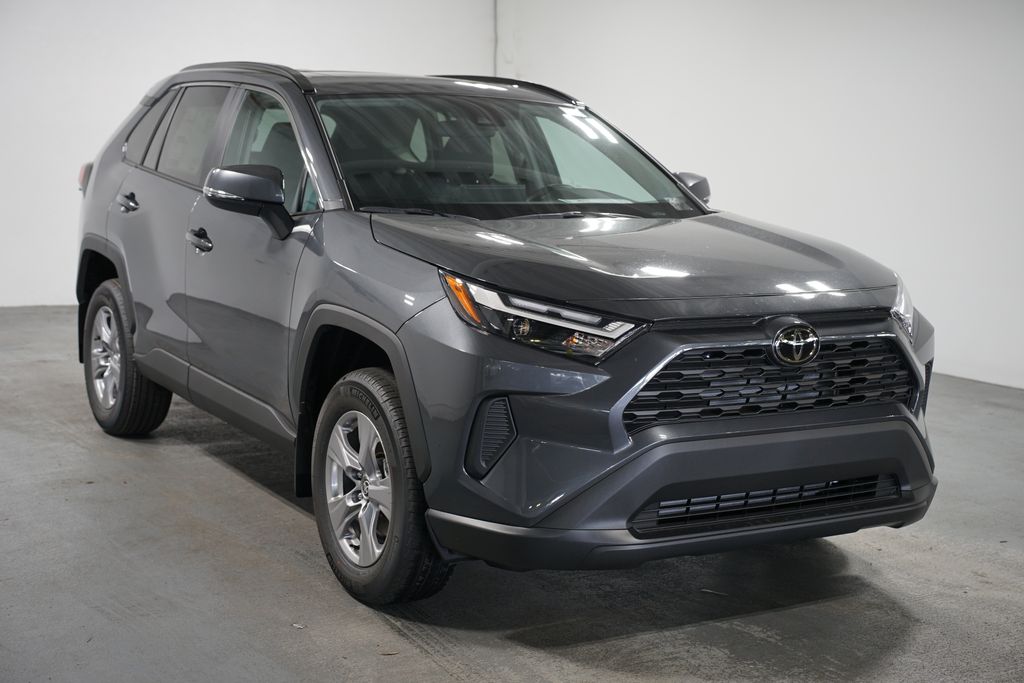 Thumbnail: 2025 Toyota RAV4 - 3