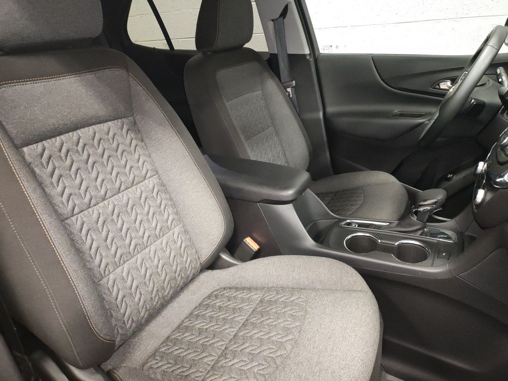 Used 2024 Blue Chevrolet LT image 9