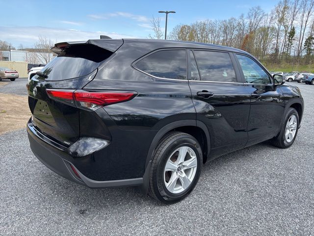 Used 2023 Toyota Highlander SUV