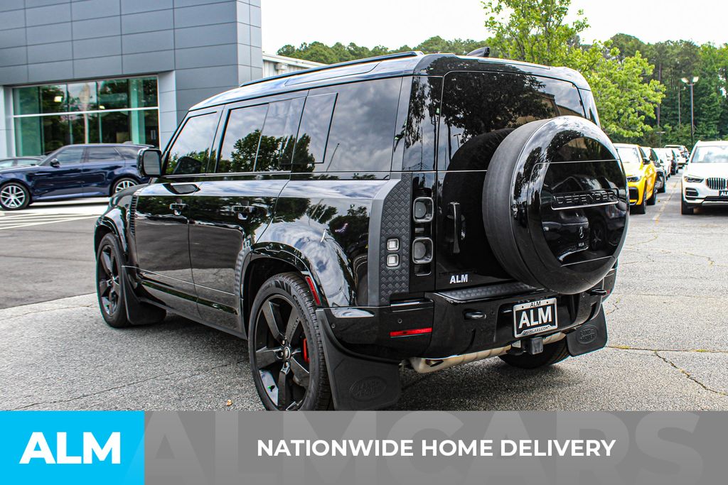 Used 2025 Black Land Rover X image 5