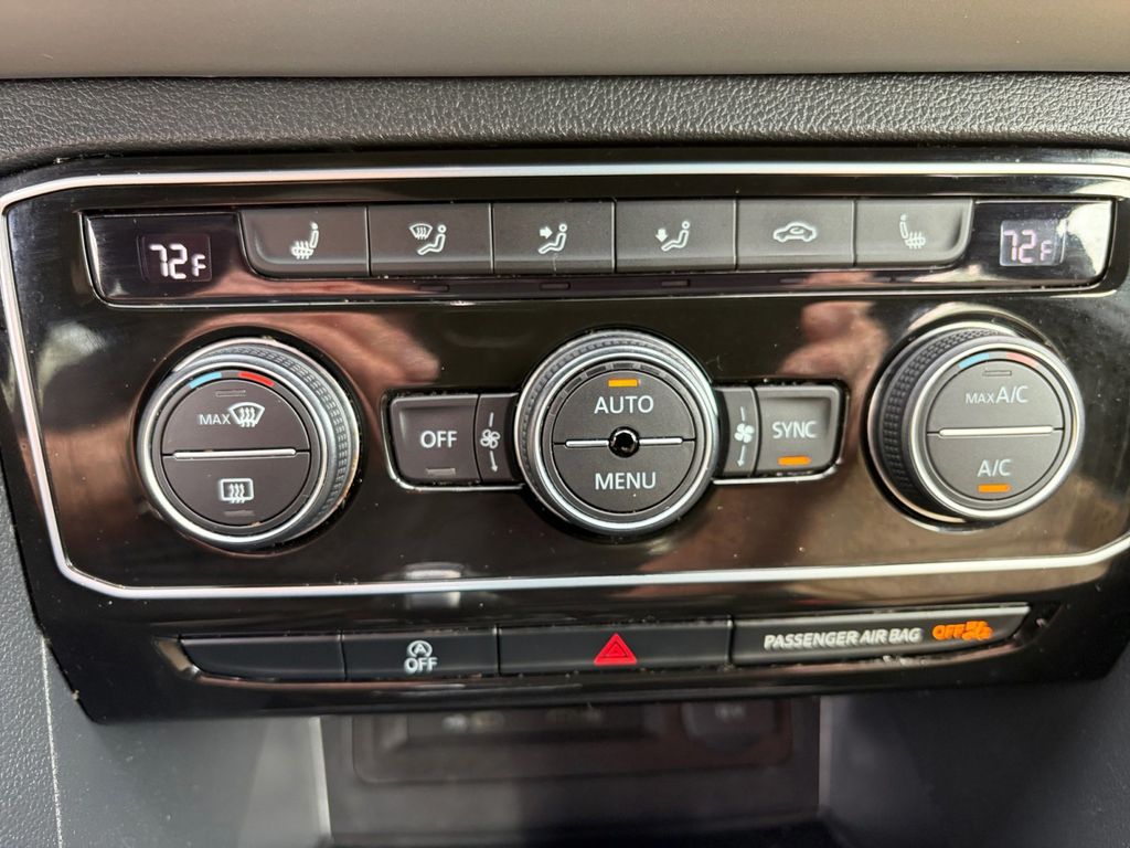 2022 Volkswagen Atlas Cross Sport SE w/Tech - Photo 15
