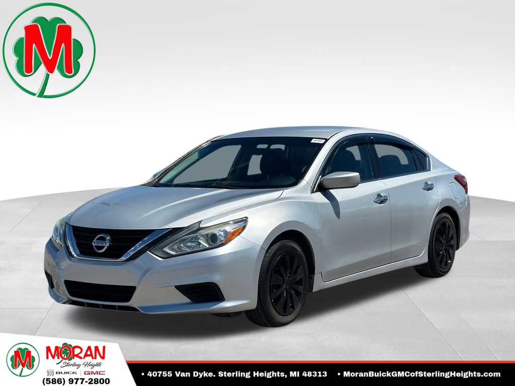 Brilliant Silver 2018 Nissan Altima 2.5 S Sedan Front-Wheel Drive Continuously Variable Transmission