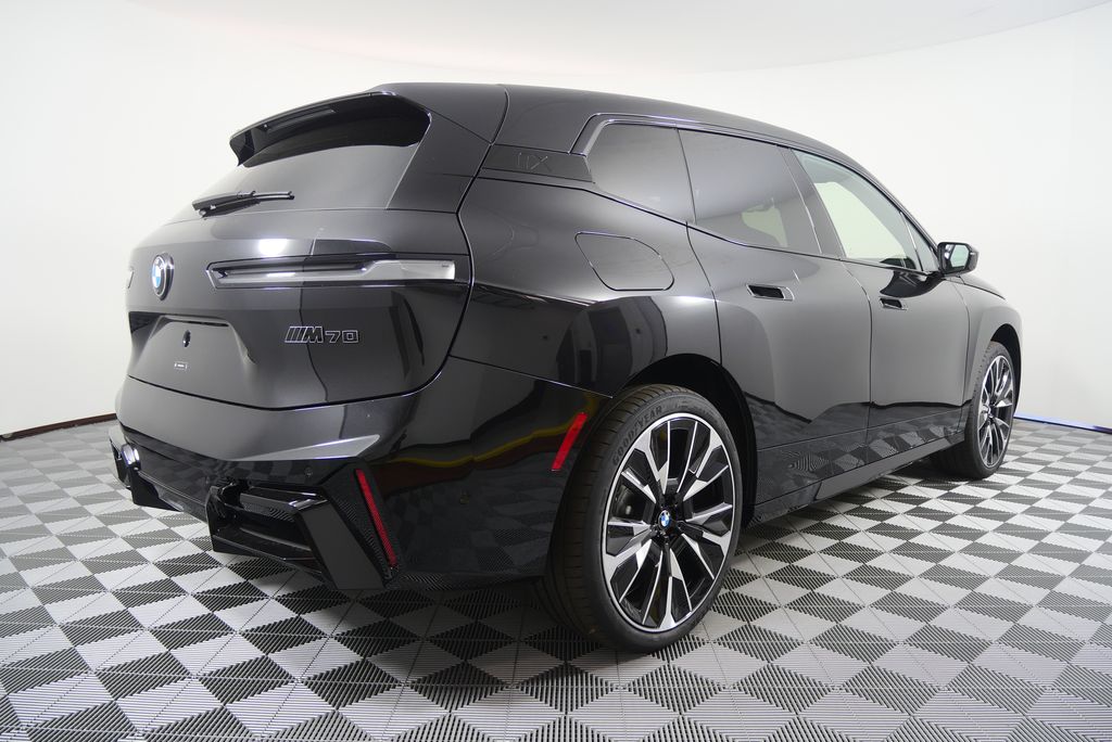 Thumbnail: 2026 BMW iX - 3