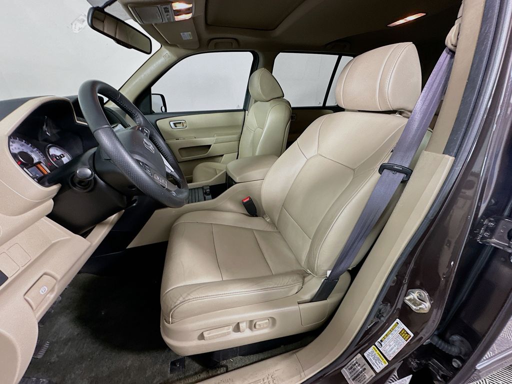 Thumbnail: 2014 Honda Pilot - 20