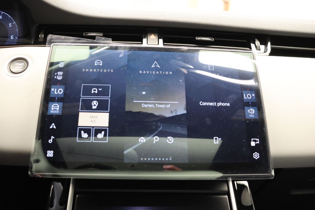 Thumbnail: 2026 Land Rover Range Rover Evoque - 23