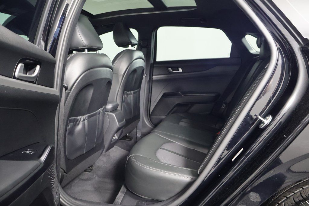Thumbnail: 2021 Kia K5 - 11