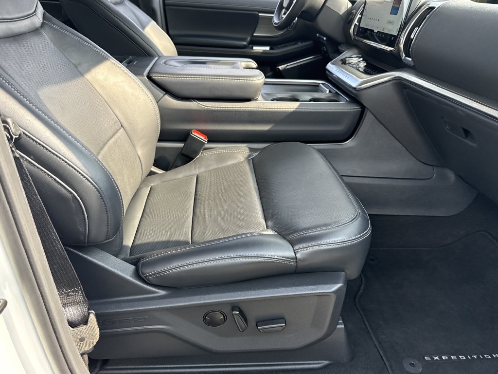 Used 2025 Ford Expedition Max SUV
