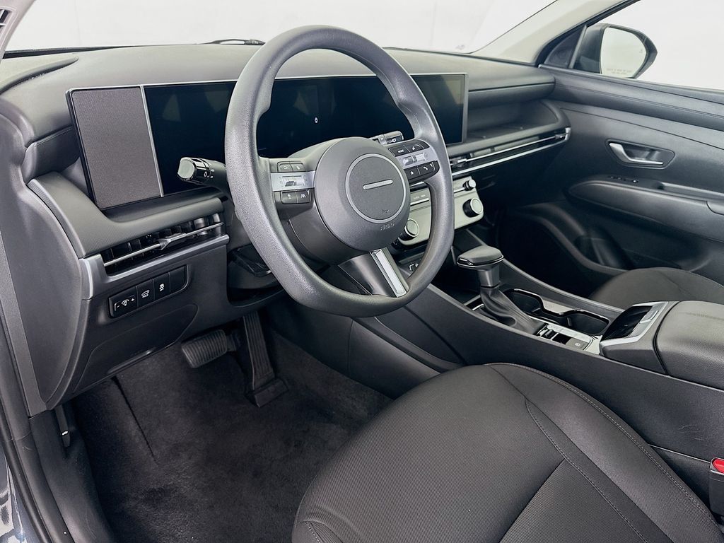 Thumbnail: 2025 Hyundai Tucson - 9