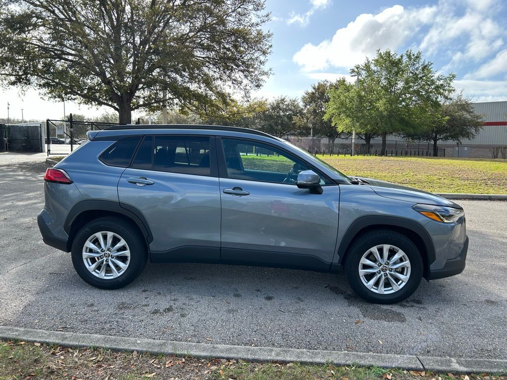 Thumbnail: 2023 Toyota Corolla Cross - 6