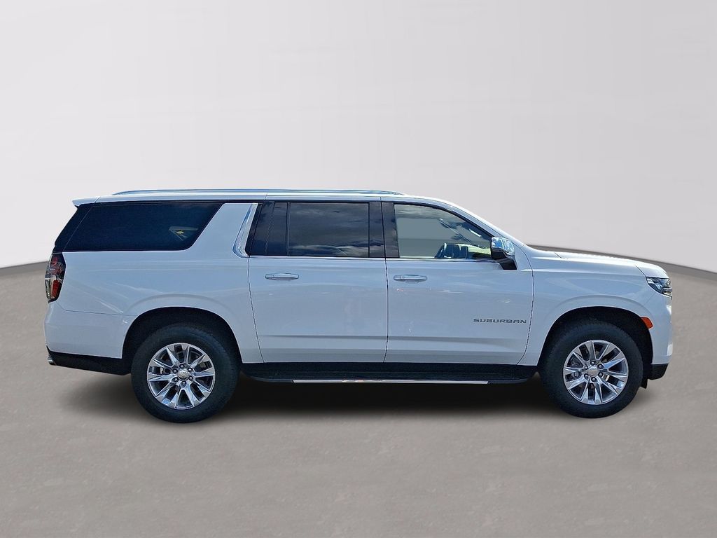 Thumbnail: 2024 Chevrolet Suburban - 7