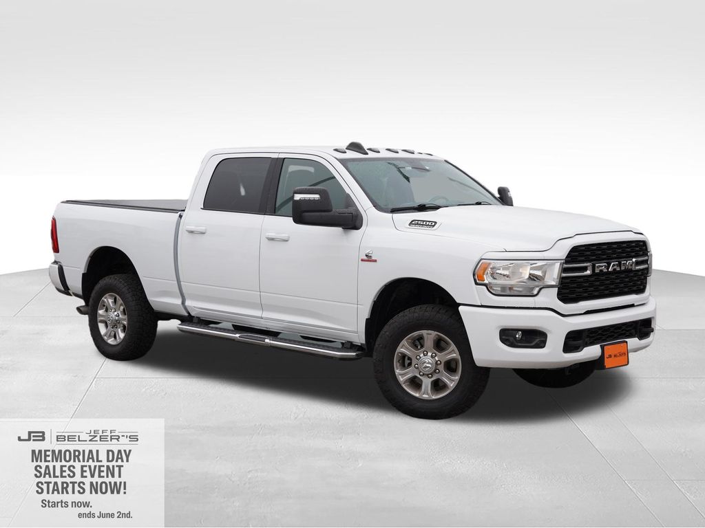 Bright White Clearcoat 2023 RAM 2500 Big Horn Crew Cab 4WD Pickup Truck Four-Wheel Drive 6-Speed Automatic