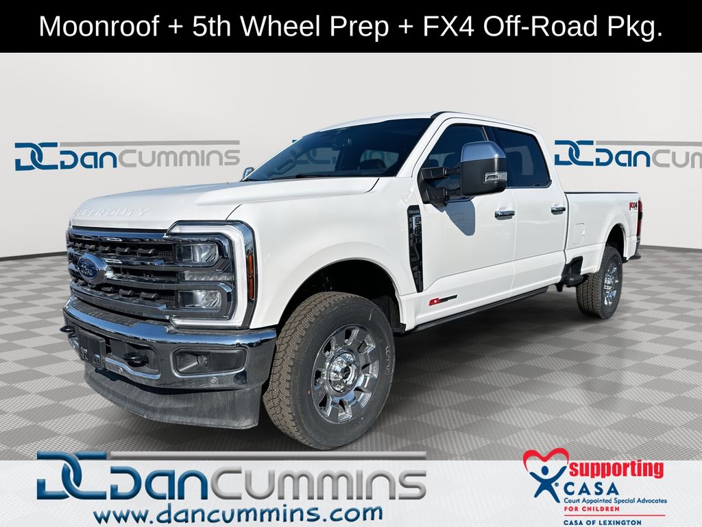 Star White Metallic Tri-Coat 2025 Ford F-250 Super Duty King Ranch Crew Cab 4WD Pickup Truck Four-Wheel Drive Automatic