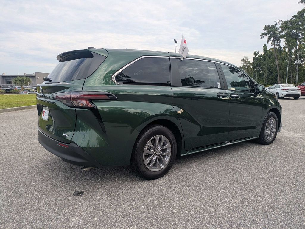 Used 2025 Toyota Sienna Van