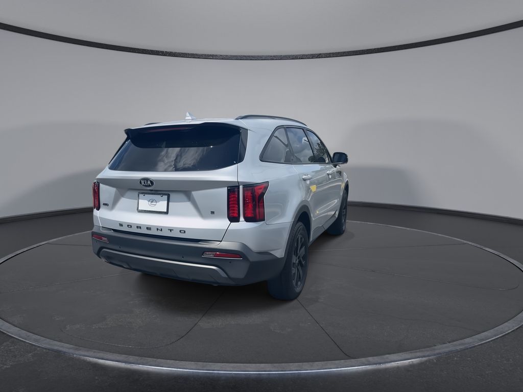 Thumbnail: 2021 Kia Sorento - 8
