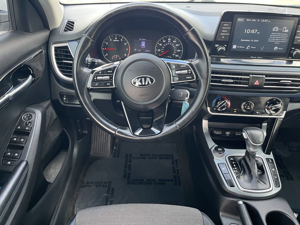 2021 Kia Seltos S 16