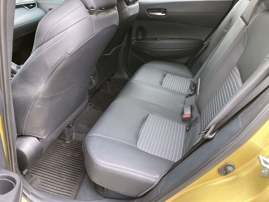 Used 2024  Toyota Hybrid XSE image 9