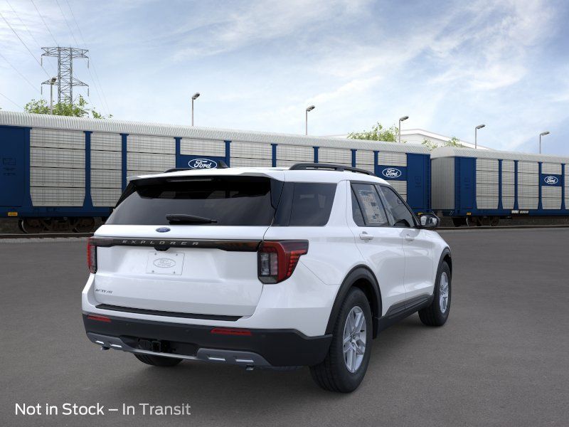 New 2026 Star White Metallic Tri-Coat Ford Active image 8