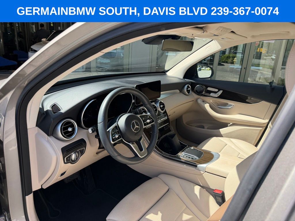 Used 2022  Mercedes-Benz GLC 300 image 19