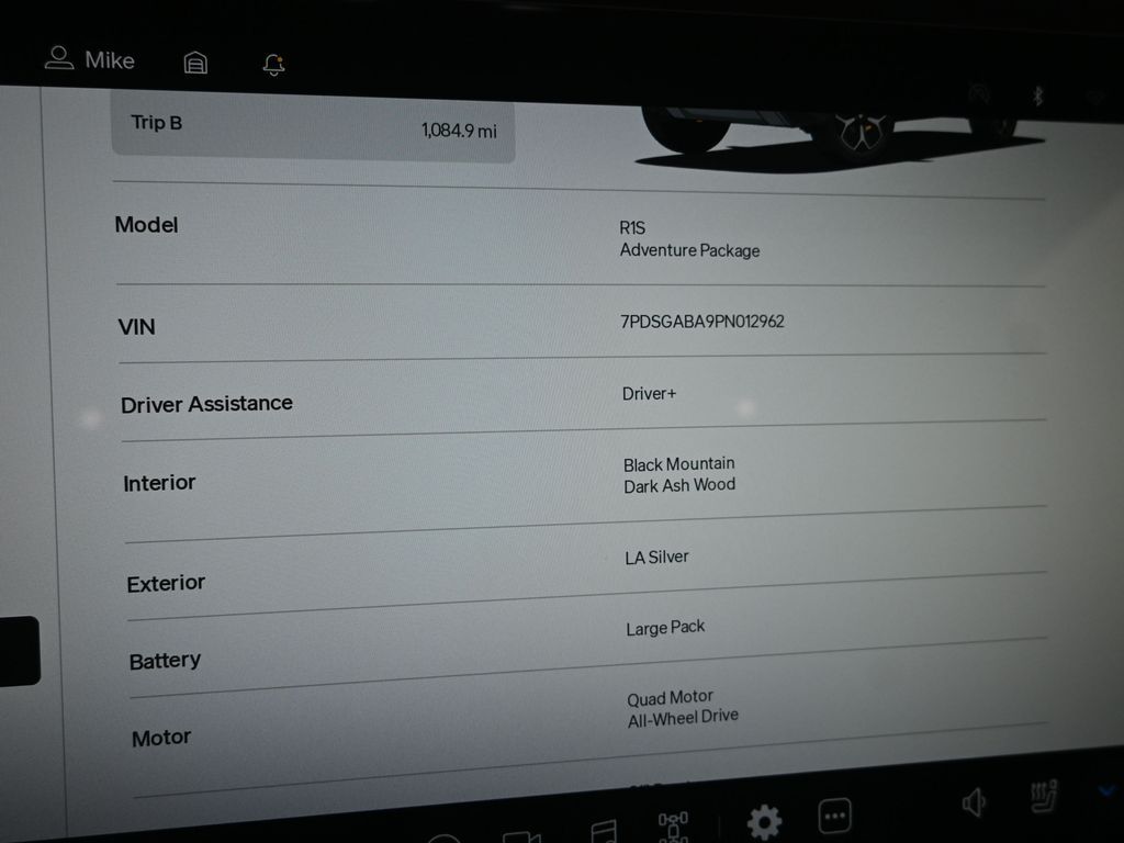 2023 Rivian R1S Adventure