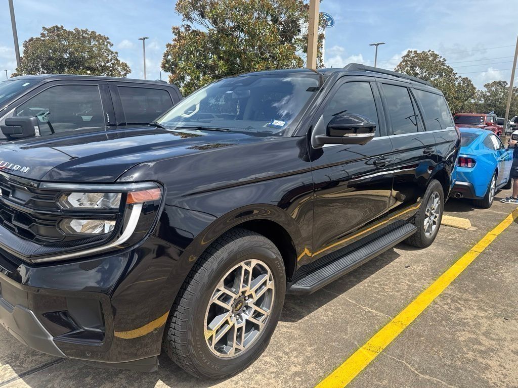 Black Metallic 2025 Ford Expedition SUV / Crossover Four-Wheel Drive Automatic