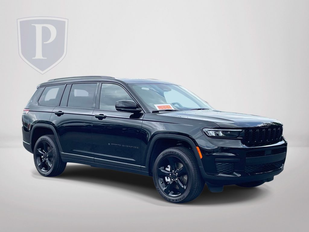 2025 Jeep Grand Cherokee L Altitude X 4x4's photo