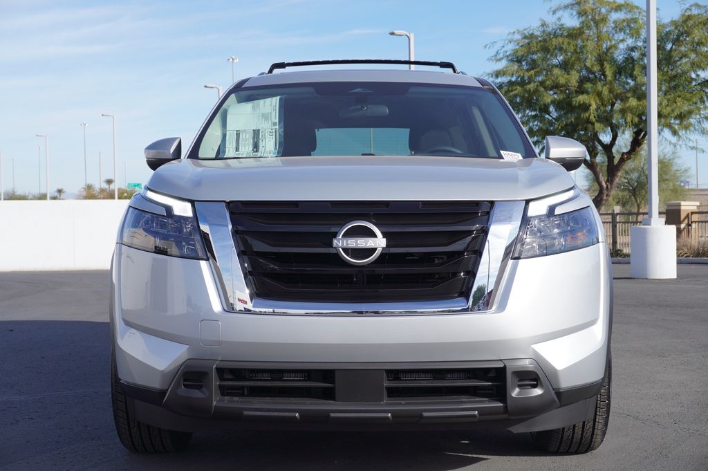 2025 Nissan Pathfinder SV 5