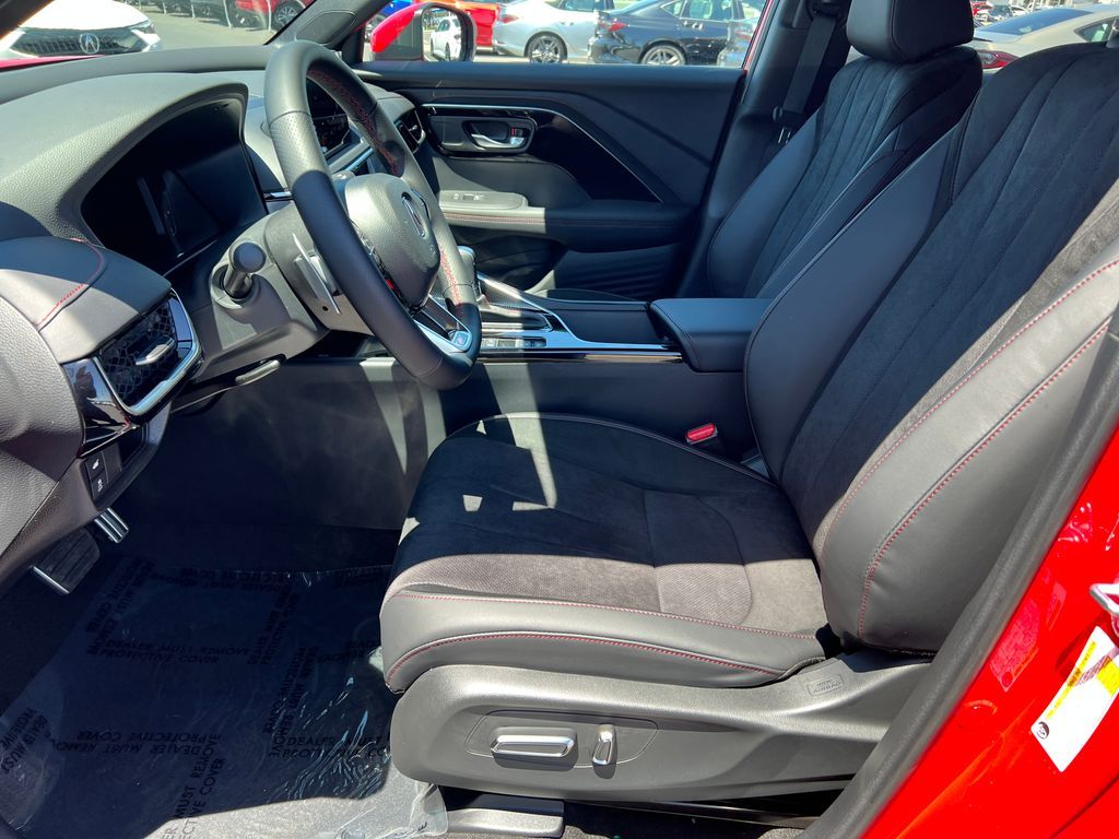 Thumbnail: 2025 Acura ADX - 13