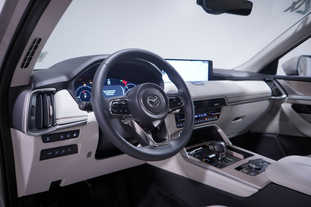 Thumbnail: 2024 Mazda CX-90 - 6