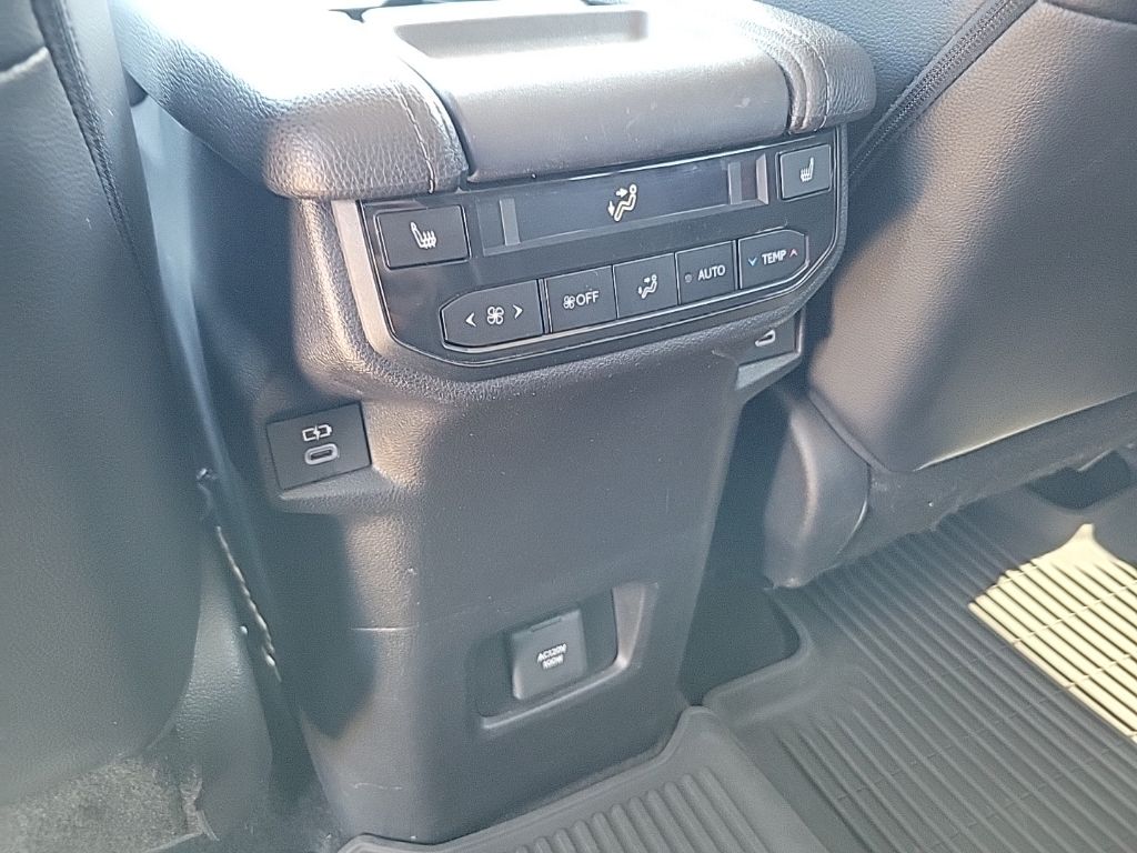 Used 2024 Toyota Grand Highlander SUV