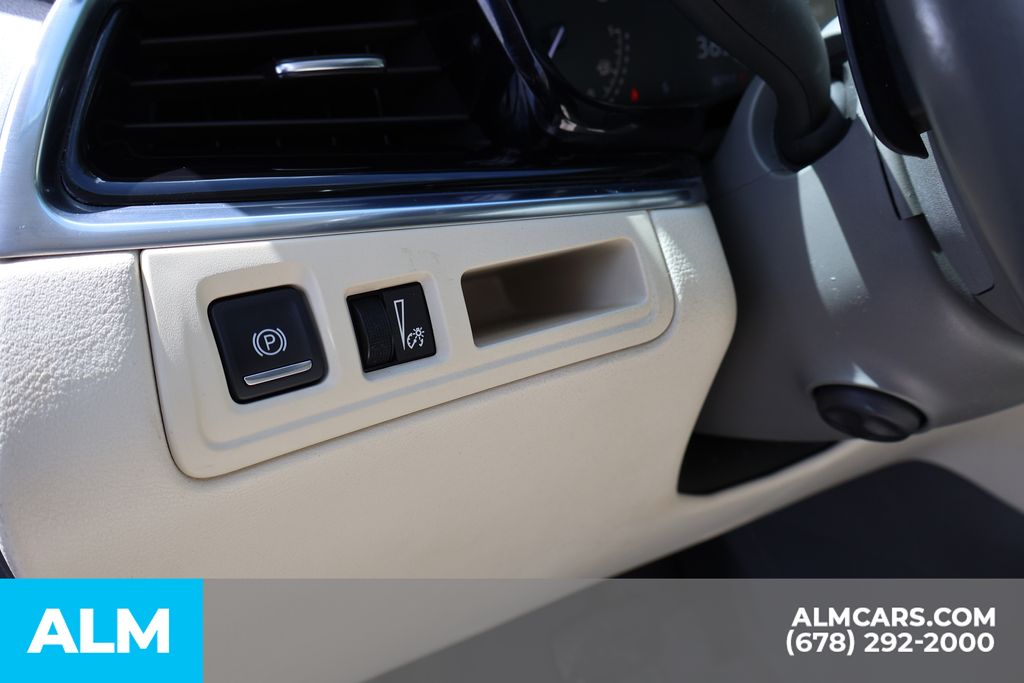 Used 2021 Gray Cadillac Premium Luxury image 17